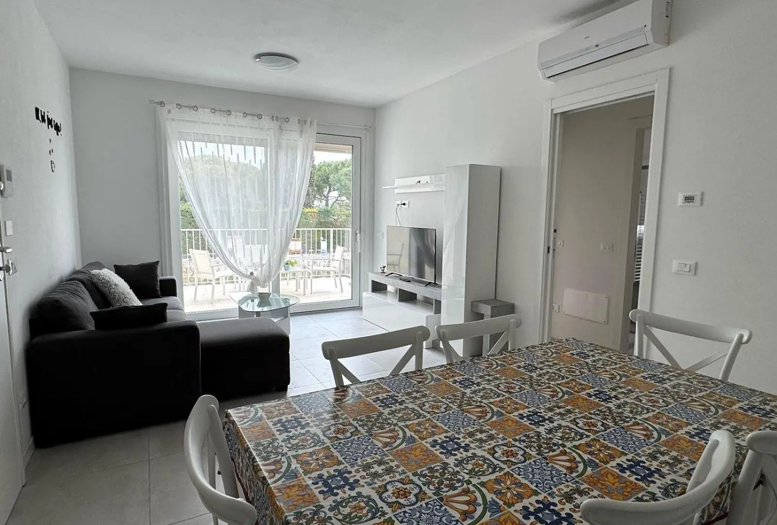 The Lake Breeze - Residence With Pool Peschiera del Garda